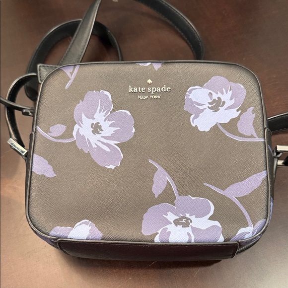 Kate Spade Black and Purple Floral Crossbody Bag never used - Picture 1 of 4